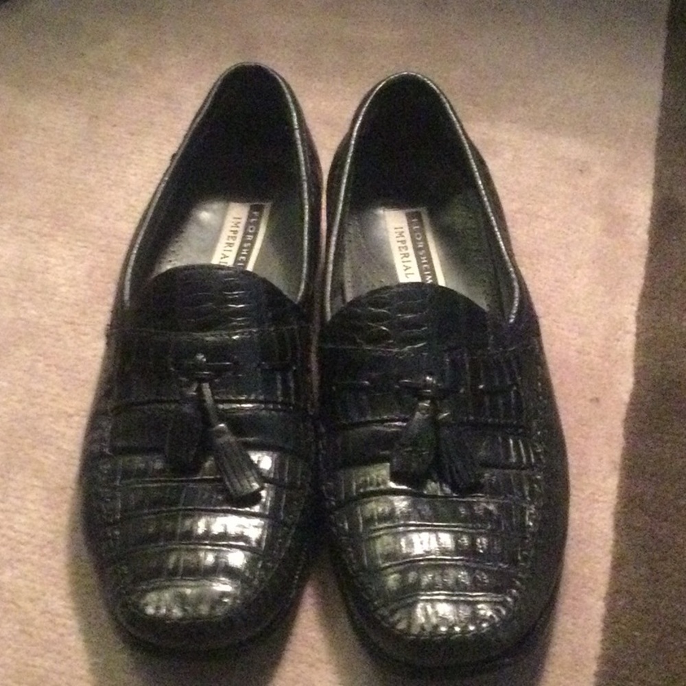 Genuine Alligator Leather shoes - 11.5D